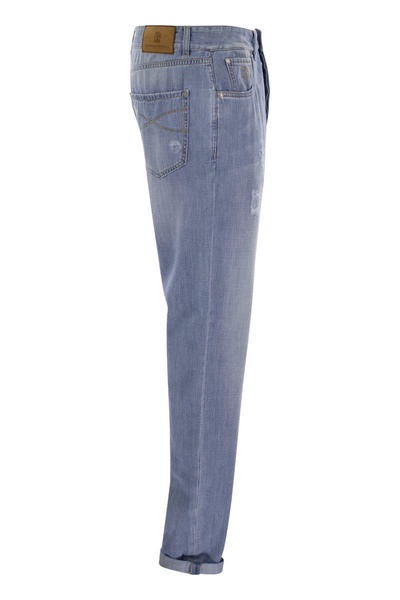 Brunello Cucinelli Five-Pocket Leisure Fit Trousers In Lightweight Old Denim With Rips