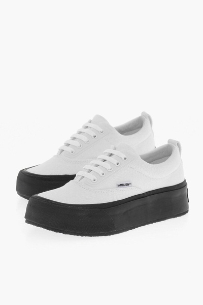 canvas low top sneakers with contrasting sole