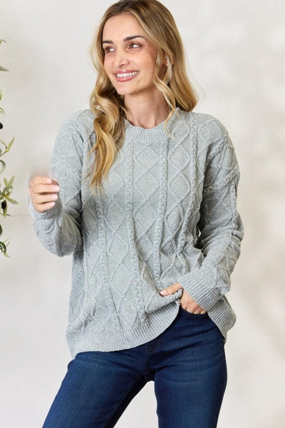 cable knit round neck sweater