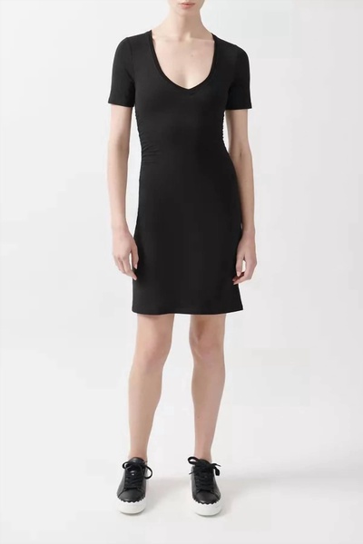 short sleeve v-neck side ruched dress in black
