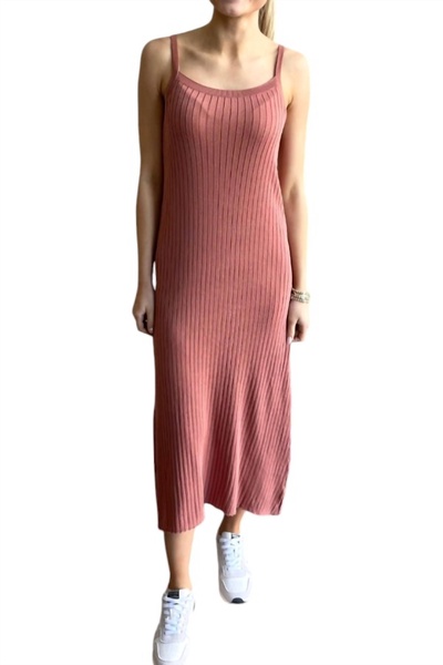 changing seasons midi dress in red