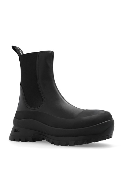 Stella McCartney Chelsea boots with logo