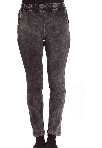 pocket pant in charcoal