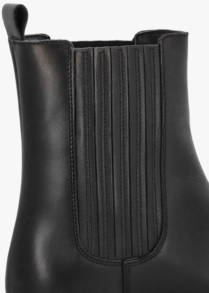 Alpie Black Leather Crepe Sole Chelsea Boots