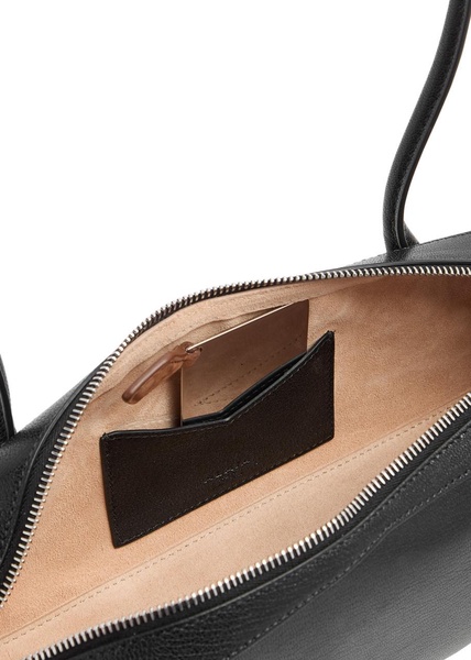 Le Teckel medium grained leather shoulder bag