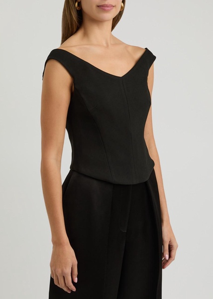 Off-the-shoulder top 