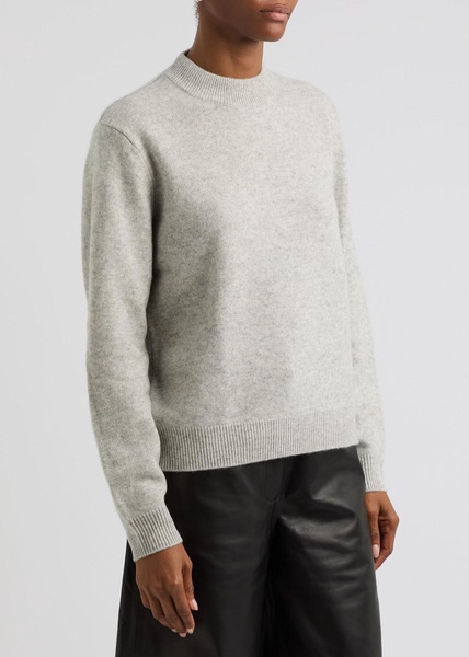 Cashmere-blend jumper