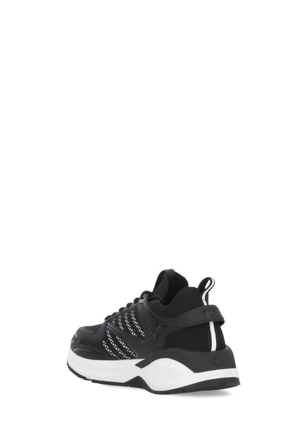 Dash Lace-up Low Top Sneakers