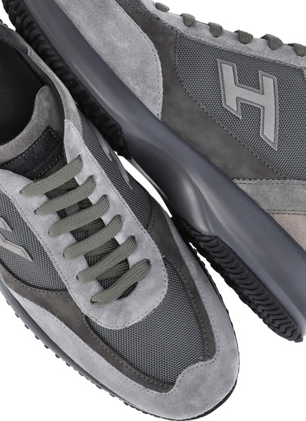 Interactive Low-top Sneakers