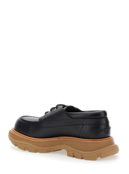 Black Derby Shoes with Engraved Logo and Platform in Leather Man