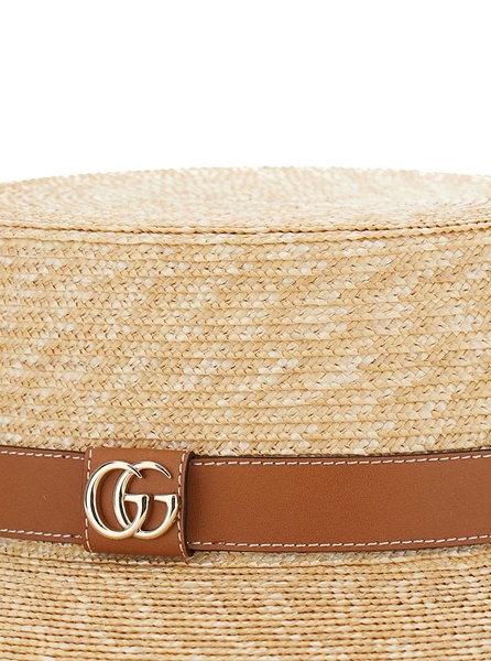 Beige Hat with Wide Brim and Double G Logo Plaque on the Side in Straw Woman