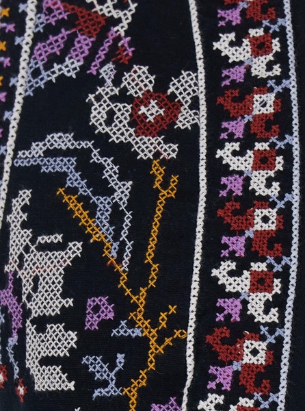 'Coco' Black Sleeveless Vest with All-Over Embroidery in Cotton Woman
