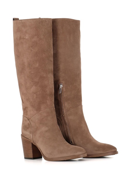 Boot Sevan/003