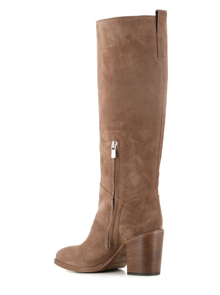 Boot Sevan/003
