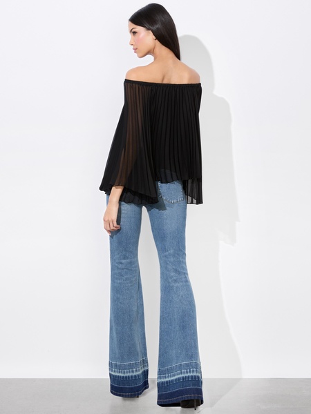 AUNDREA OFF THE SHOULDER BLOUSE