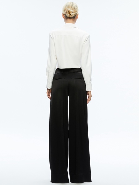 LEON VEGAN CROP TOP