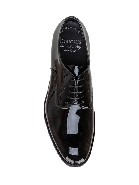 Doucal's Laced In Patent Leather