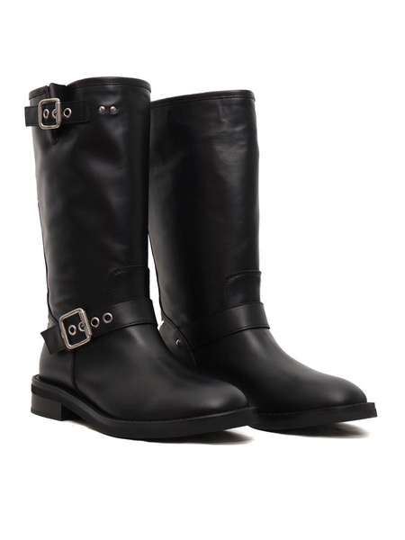 Via Roma 15 Boot