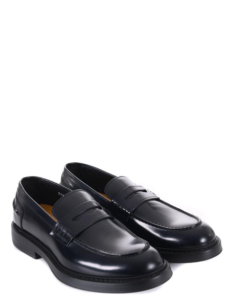 Doucal's  Brushed Leather Moccasins