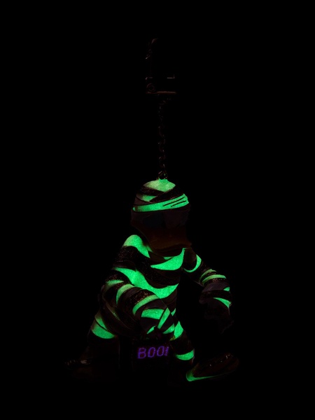 Donald Duck Disney Mummy Glow-In-The-Dark Bag Charm