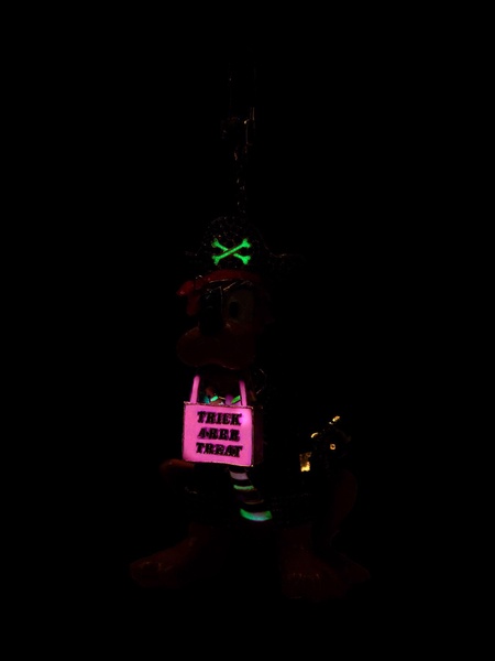 Pluto Disney Pirate Glow-In-The-Dark Bag Charm