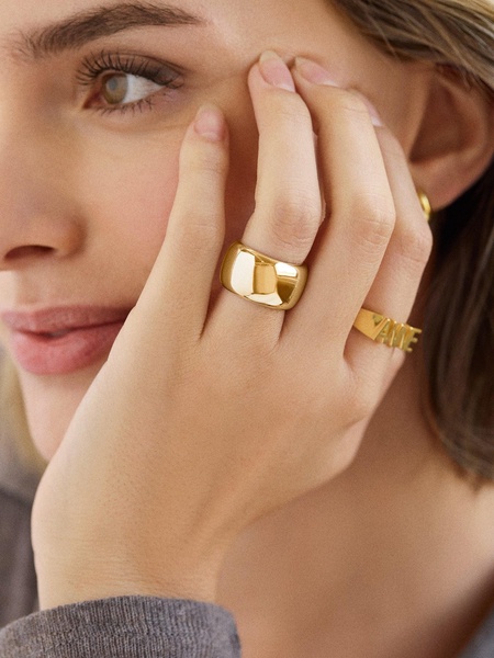 Cleo Ring