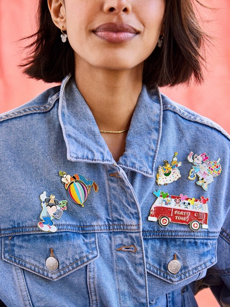 Mickey Mouse & Friends Disney Party Pin