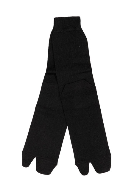Ribbed Tabi Socks
