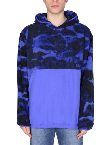 ADVENTURE FLEECE SWEATSHIRT