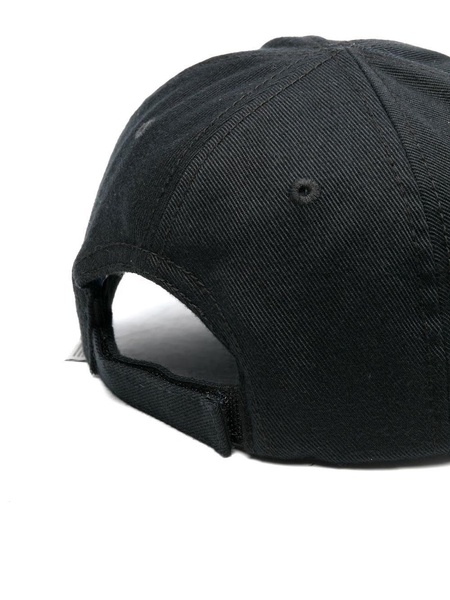 EMBROIDERED HAT