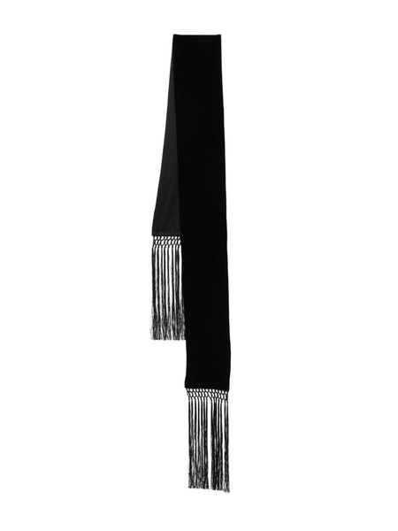Velvet scarf with fringes