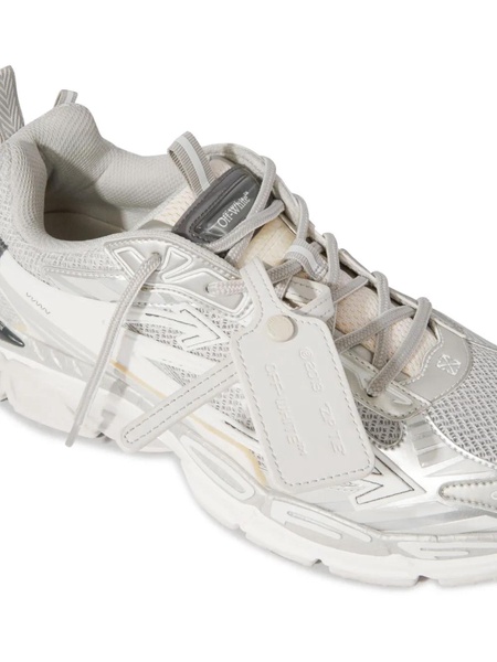 Leather sneakers