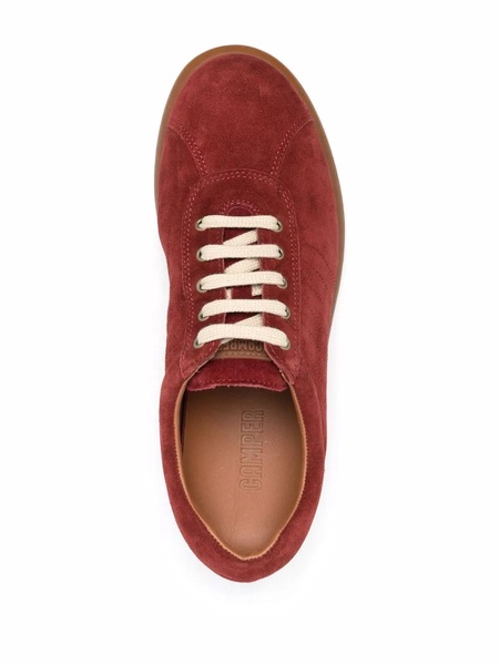 Iconic red shoe for women