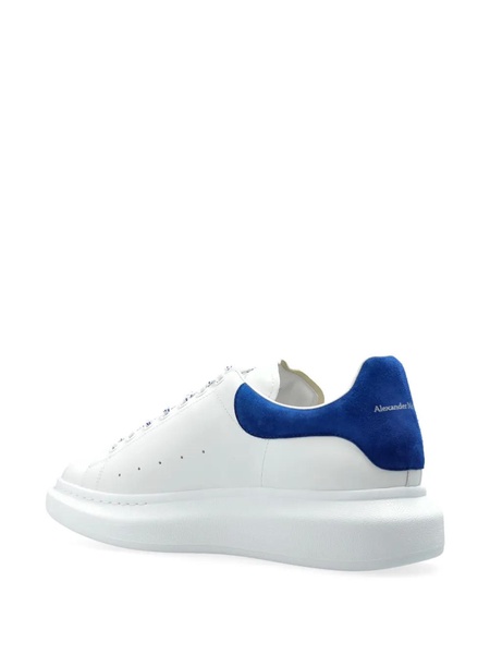 SNEAKERS LOGO