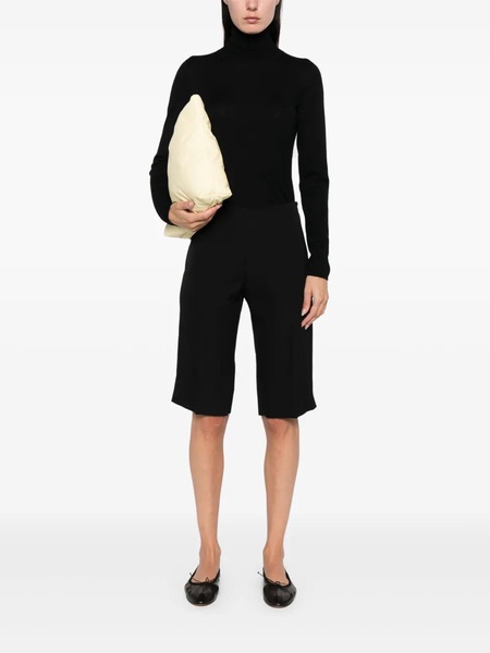 Lightweight cachemire turtleneck sweater