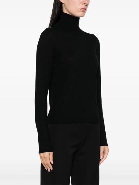 Lightweight cachemire turtleneck sweater