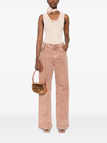 straight jeans