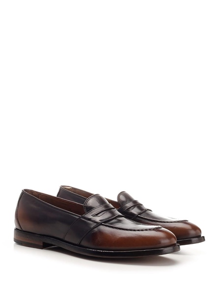 "temple 016" Loafer