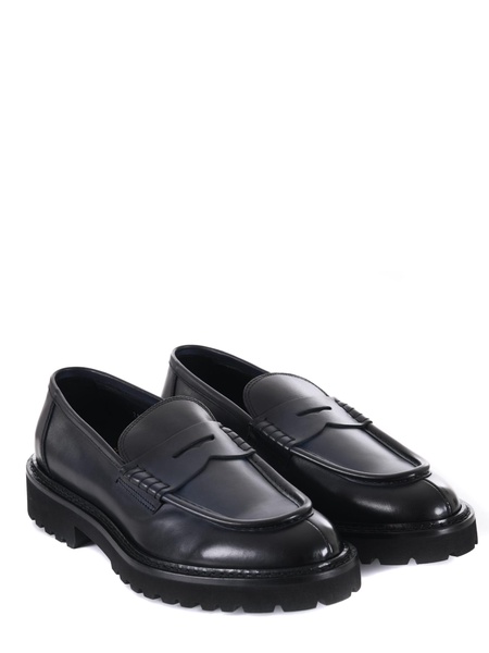 Doucal's Moccasins