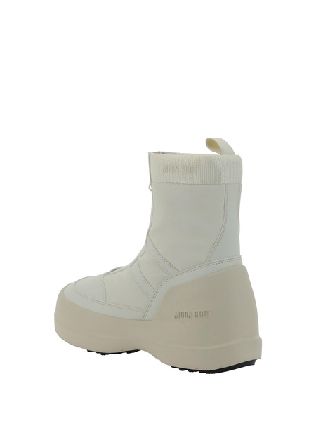 Luna Ankle Boots
