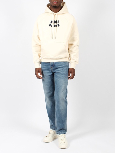 Tapered Jeans