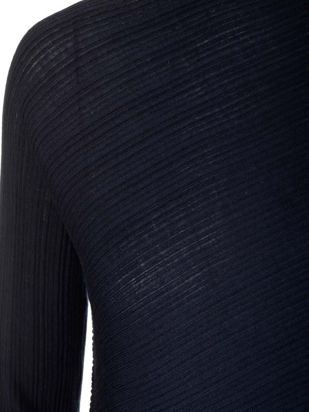 Ribbed Turtleneck