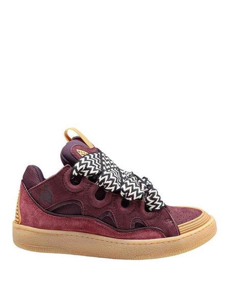 Curb Sneaker