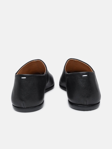 TABI LOAFERS IN BLACK LEATHER