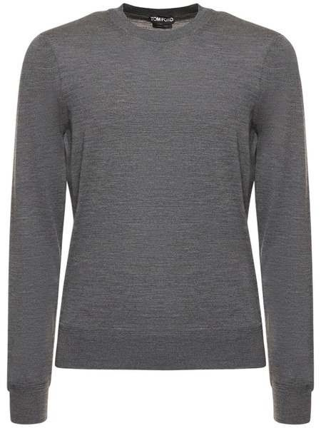 Fine gauge wool knit crewneck sweater