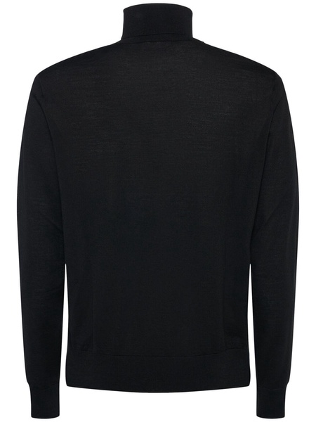 Knit wool turtleneck