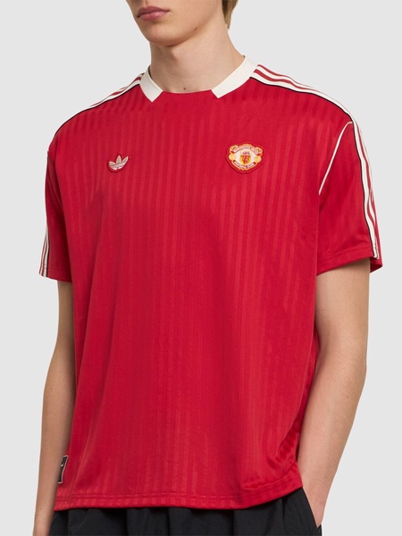 Manchester United Icon football jersey