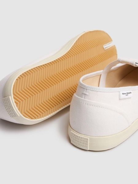 Tabi Mary Jane flats