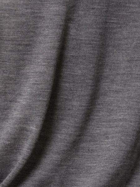 Superfine wool knit slim fit sweater