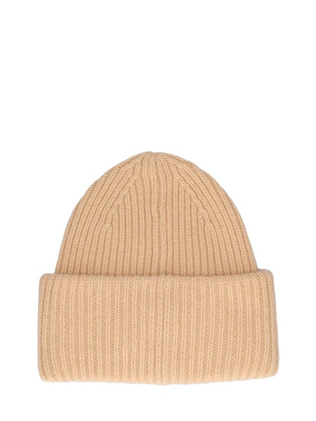 Pansy Face wool beanie